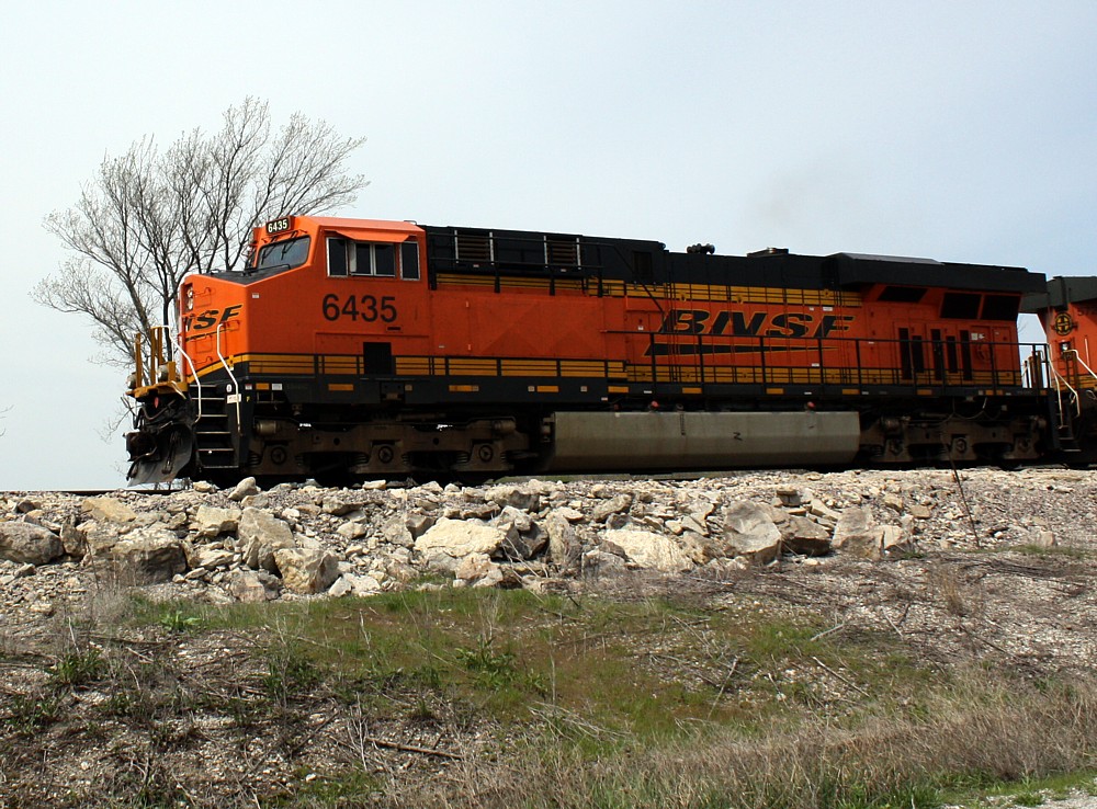 BNSF 6435